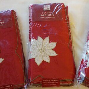 Embroidered Poinsettia Dinner Napkins Red with White Floral Pack of 4 NEW